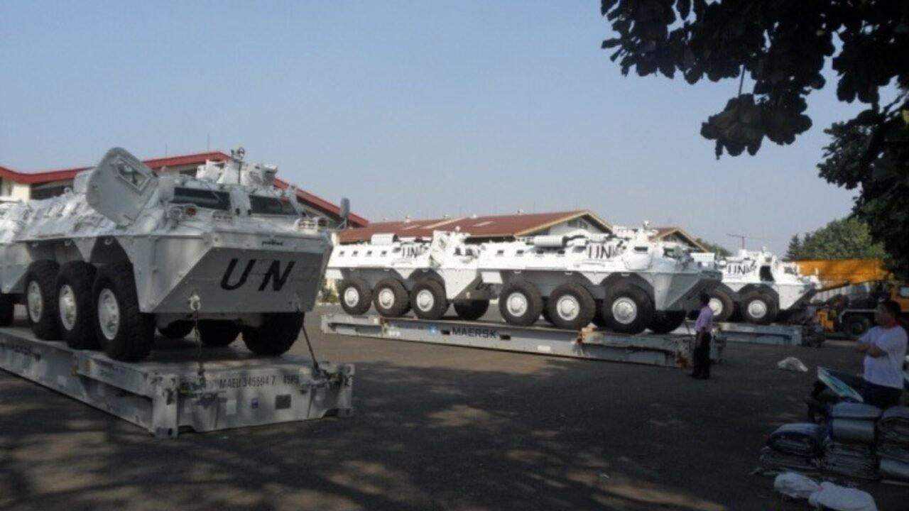 Relokasi Tank dan Peralatan Pasukan Penjaga Perdamaian TNI - Portfolio MPL with Balog TNI 3