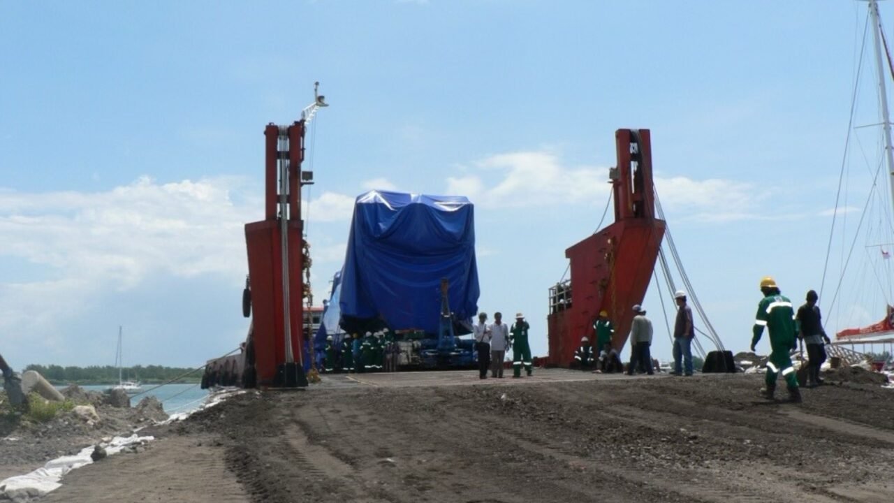 Pengiriman diesel engine - Portfolio MPL with PT. Jasuma Austindo 2